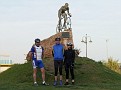 Alla statua di Marco Pantani